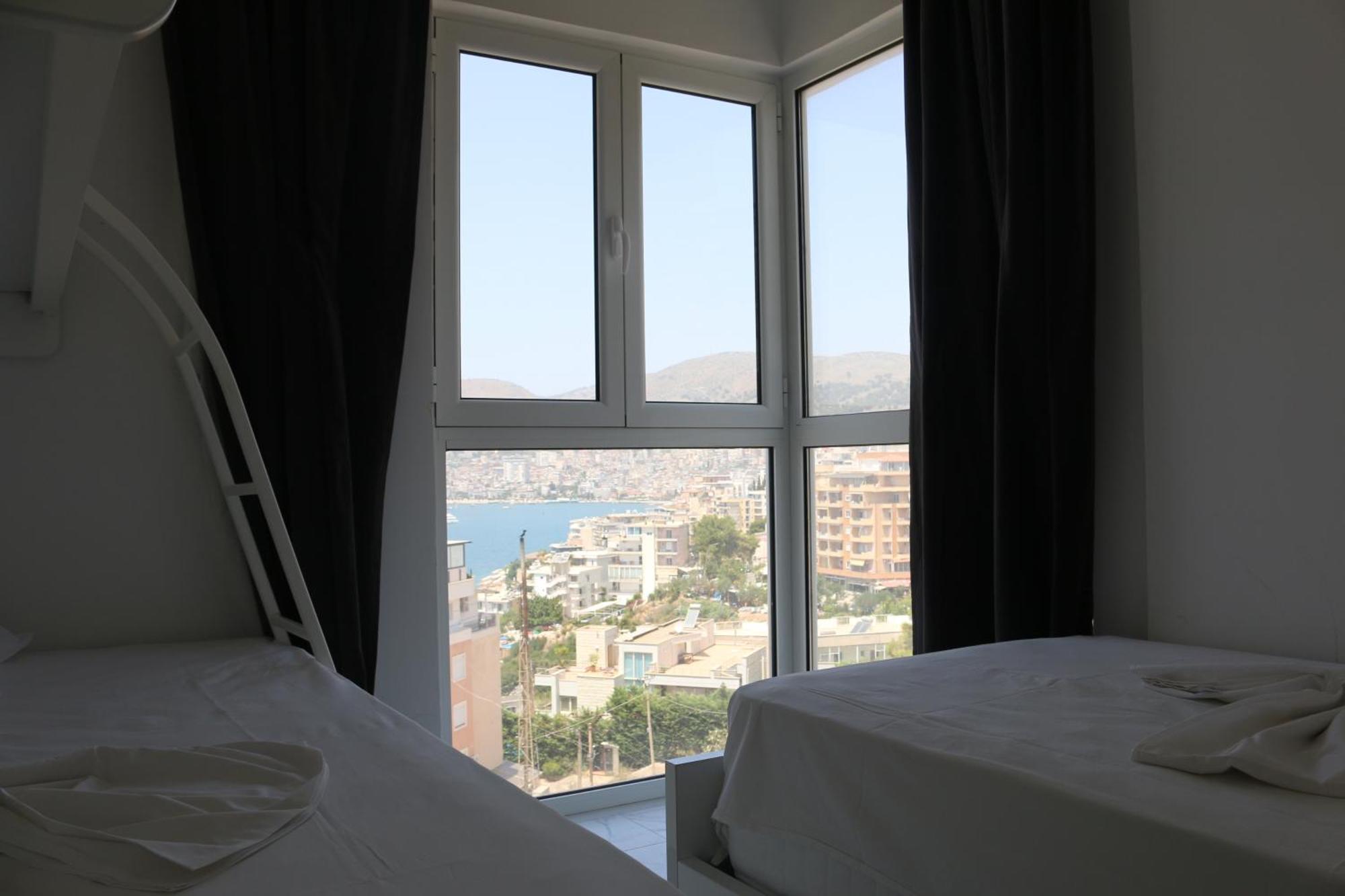 Infinity Sea View Penthouse Lejlighed Sarandë Eksteriør billede