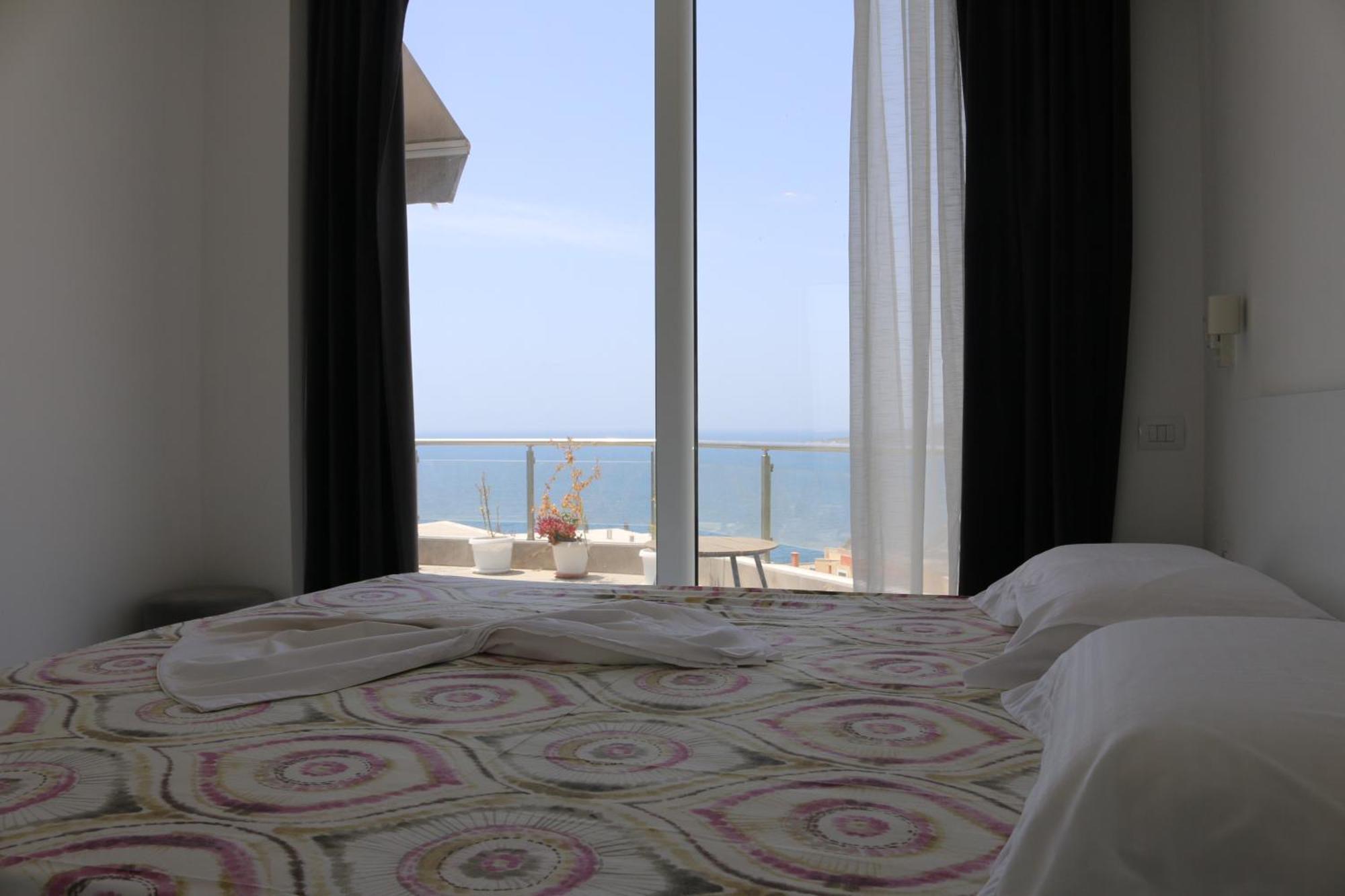 Infinity Sea View Penthouse Lejlighed Sarandë Eksteriør billede